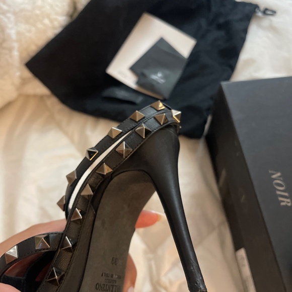 Valentino Garavani Rockstud Noir - Picture 5 of 7